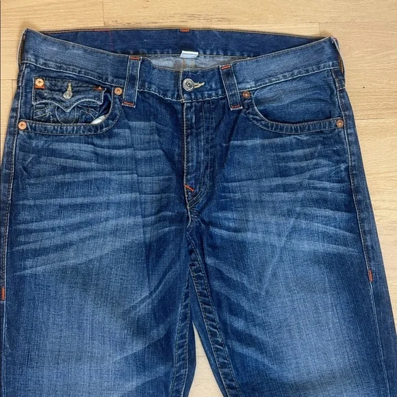 True Religion Men’s Straight Leg Jeans Dark Wash Classic Stitching 36 Inseam 31” - Picture 2 of 10